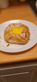 Wienerbröd med hallonkräm